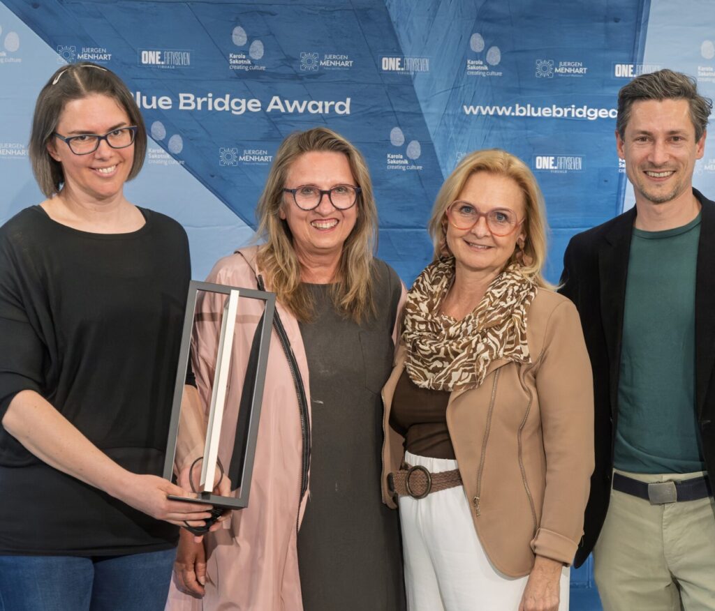Klaus und Angelika bei der Verleihung des Blue Bridge Awards in Graz im Lendhafen.
