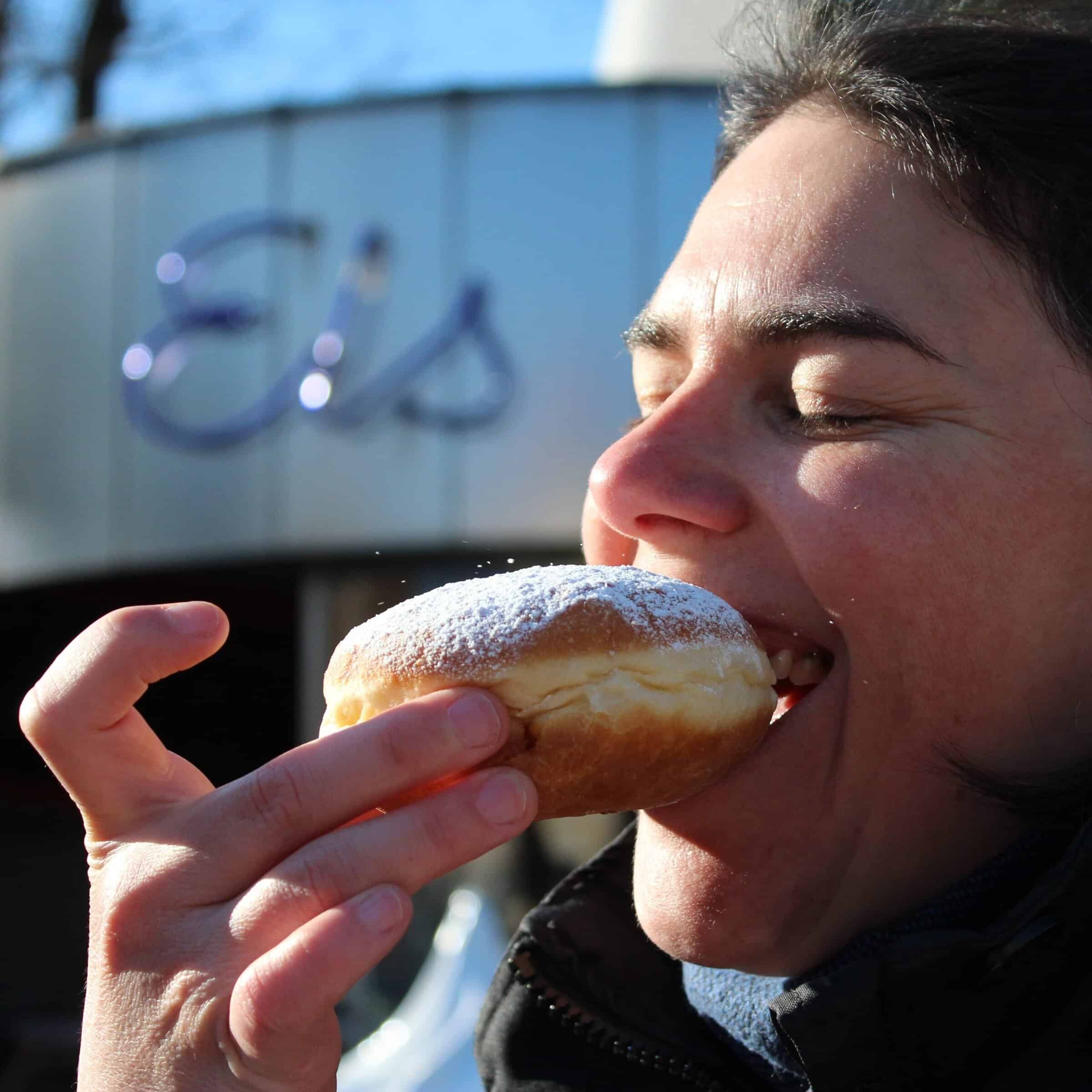 Bestelle rechtzeitig die Purkarthofer Faschingskrapfen für Faschingsdienstag!