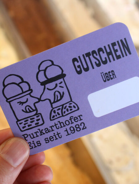 Das ideale Geschenk für Eisfans - der Gutschein über einen bestimmten Wert.