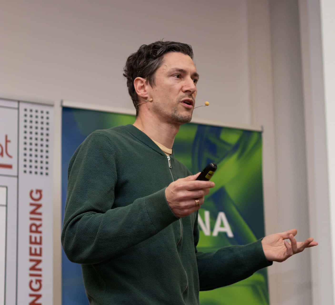 Beim Vortrag kannst du Klaus Purkarthofer buchen und wir nehmen gerne Eis zum Verkosten mit.
